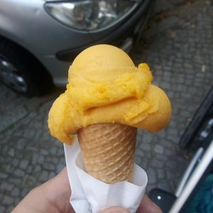 "Mango Sorbet" at Gelateria Mos Eisley in Berlin