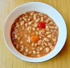 House-made baked beans  at Alizeé Restaurant in Dubai