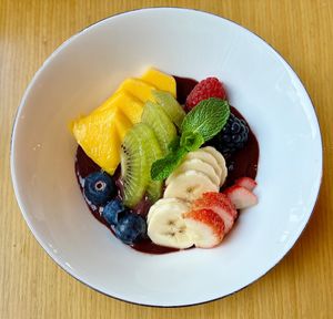 Açai bowl  at Alizeé Restaurant in Dubai