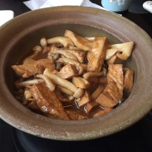 mushrooms and tofu at XiangJi Ge Vegetarian in Shanghai