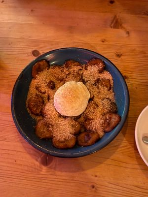 Plátano macho at La Pachuca in Catalunya