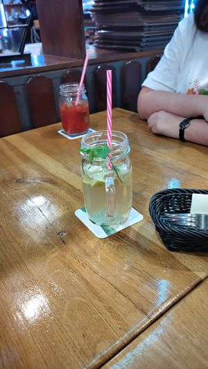 Lemonade at HANA Japanisches Restaurant in Nordrhein-westfalen