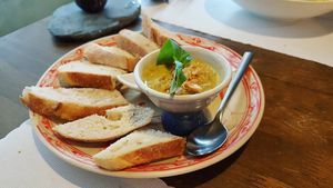 Wedding day dip with French bread at Chamkar in Taipei
