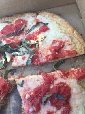 Vegan Margherita Pizza!! YUM at Uncle Oogie's Pizza in Sea Isle City