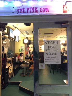 HappyCow'd : ) at The Pink Cow - ピンクカウ in Tokyo