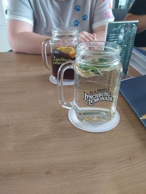 Holunder Limonade at Café Plan B Bürgerhaus Burghausen in Bayern