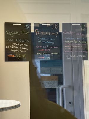 Blick hinein  at Oses Cigköfte Mössingen in Baden-württemberg