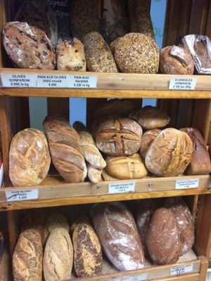 Bread at Le Panier Vert in Antibes