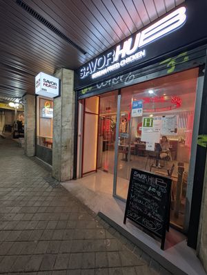 view from outside at Savor Hub - Korean Fried Chicken in Comunidad De Madrid