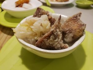 Fried Mushrooms at Shuiwen in Taipei