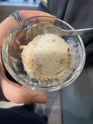 Bolacha maria ice cream  at Casa da Mully in Lisbon