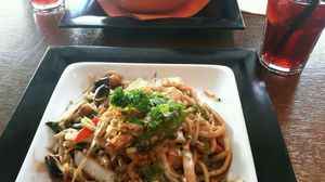 Yasai Yaki Udon at Mishio in Bern