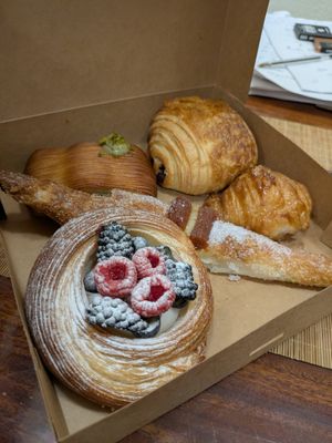 Goodie box at Alterna - Mostrador in Barcelona