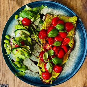 Avocado Tomaten Stulle  at Cup & Bowl in Baden-württemberg