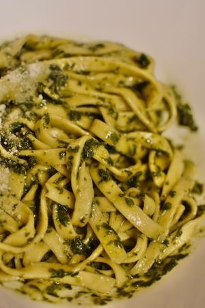 Fetuccini con pesto genovés  at Sessarego in Mexico City