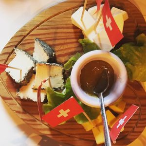 Selezione di formaggi at Chalet Stella Alpina in Bedretto