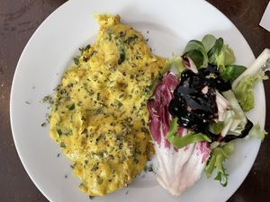 No chicken con mustard sauce at Vegan Rock in Sevilla