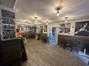 Rock & roll pictures   at Vegan Rock in Sevilla