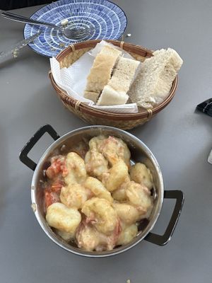 Ñoqui con “vacon” y rock-end-ford   at Vegan Rock in Sevilla