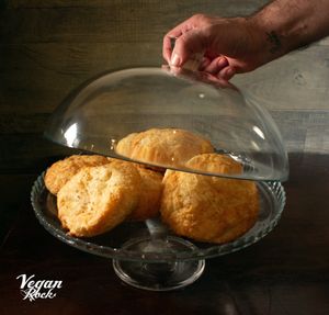 Bread with vegan butter at Vegan Rock in Sevilla