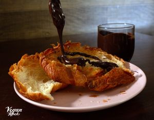 Nutella & croissant at Vegan Rock in Sevilla