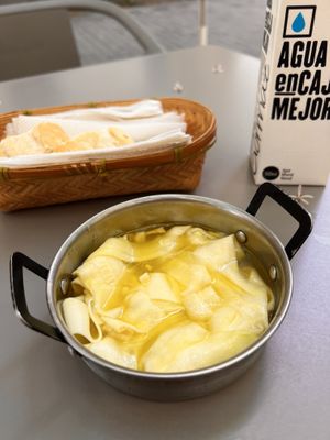 Vegarones  at Vegan Rock in Sevilla