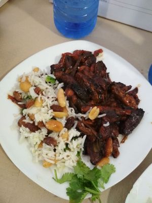 No cerdo agridulce  at Vegan Rock in Sevilla