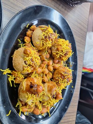 Masala Puri at Komala‘s Restaurants in Central Singapore