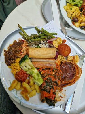 Lentils, Broccoli, Spring rolls, sausage, spinach lasagne, beef wellington, beans (33€) at Tibits - Gurtengasse in Bern