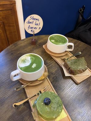 Vegan pumpkin matcha, banana bread and vegan matcha mousse cake  at Matcha Corner in Sachsen