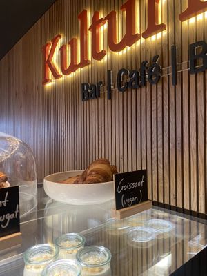   at Kultur Kafé in Berlin