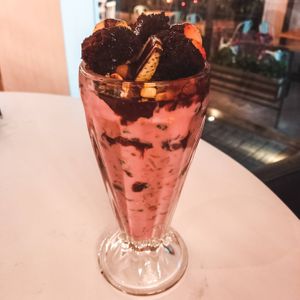 Parfait Yogui 🍨 at Sanissimo Bio in Cali