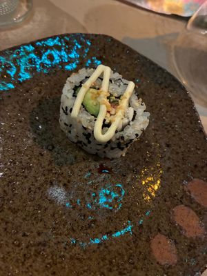 Bonus: California roll at Scent Gallery Cafe Mikayama - セントギャラリーカフェミカヤマ in Osaka