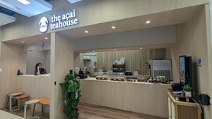 Shopfront at The Açaí Teahouse in Central Singapore