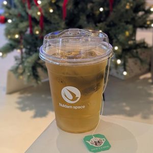 Vegan Peppermint Tea at Nuldam Space Singapore in Central Singapore