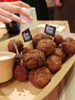 Falafels at Green Farmer's - Faubourg du Temple in Paris
