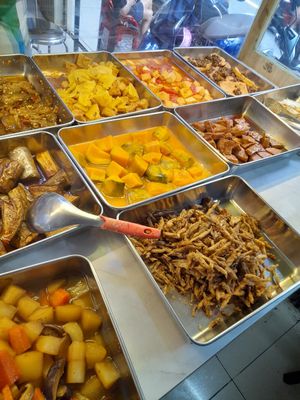 Com chay selection at Quán Chay Thiền Tịnh in Thành Phố Hồ Chí Minh