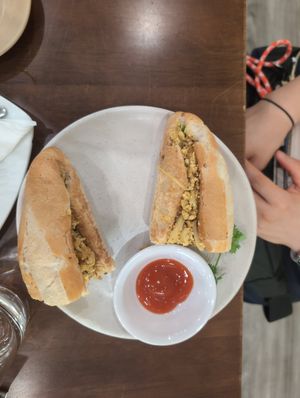 Bahn mi at An Mộc Nhiên in Da Nang