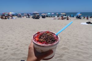 Açaí bowl at the beach  at Choice Superfood Bar & Juicery in Carlsbad