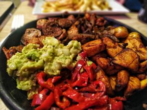 Picada vegan 🌱🐷 (grande) at La Cocinita Verde in Bogota