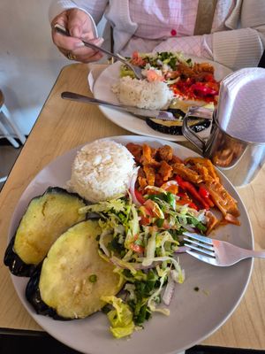 Buen almuerzo at La Cocinita Verde in Bogota