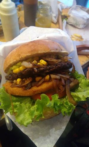 Hamburguesa especial at La Cocinita Verde in Bogota