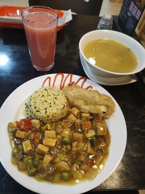  at De Nobles in Bogota