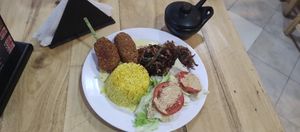  at De Nobles in Bogota