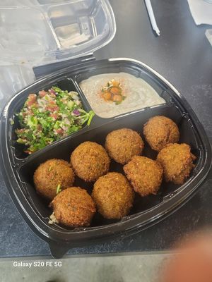 Falafel plate with tabouli and hummus at Sabaraba's in Chamblee