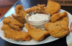 Setas rebozadas con alioli at Loukanikos in Madrid