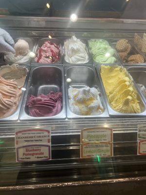 Flavours - Nov 2023  at Maui Gelato in Kihei