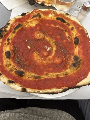 Pizza marinara   at La Montecarlo in Lazio