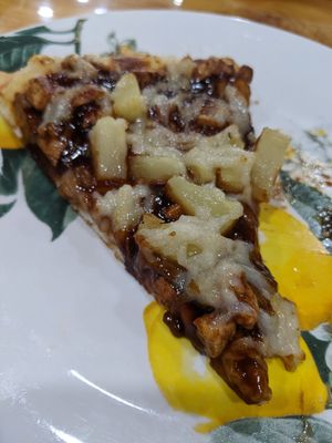 Barbecue "chicken" pizza plus pineapple at Pastoli's in Pittsburgh