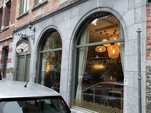 Extérieur   at L'Éléphant Blanc in Tournai